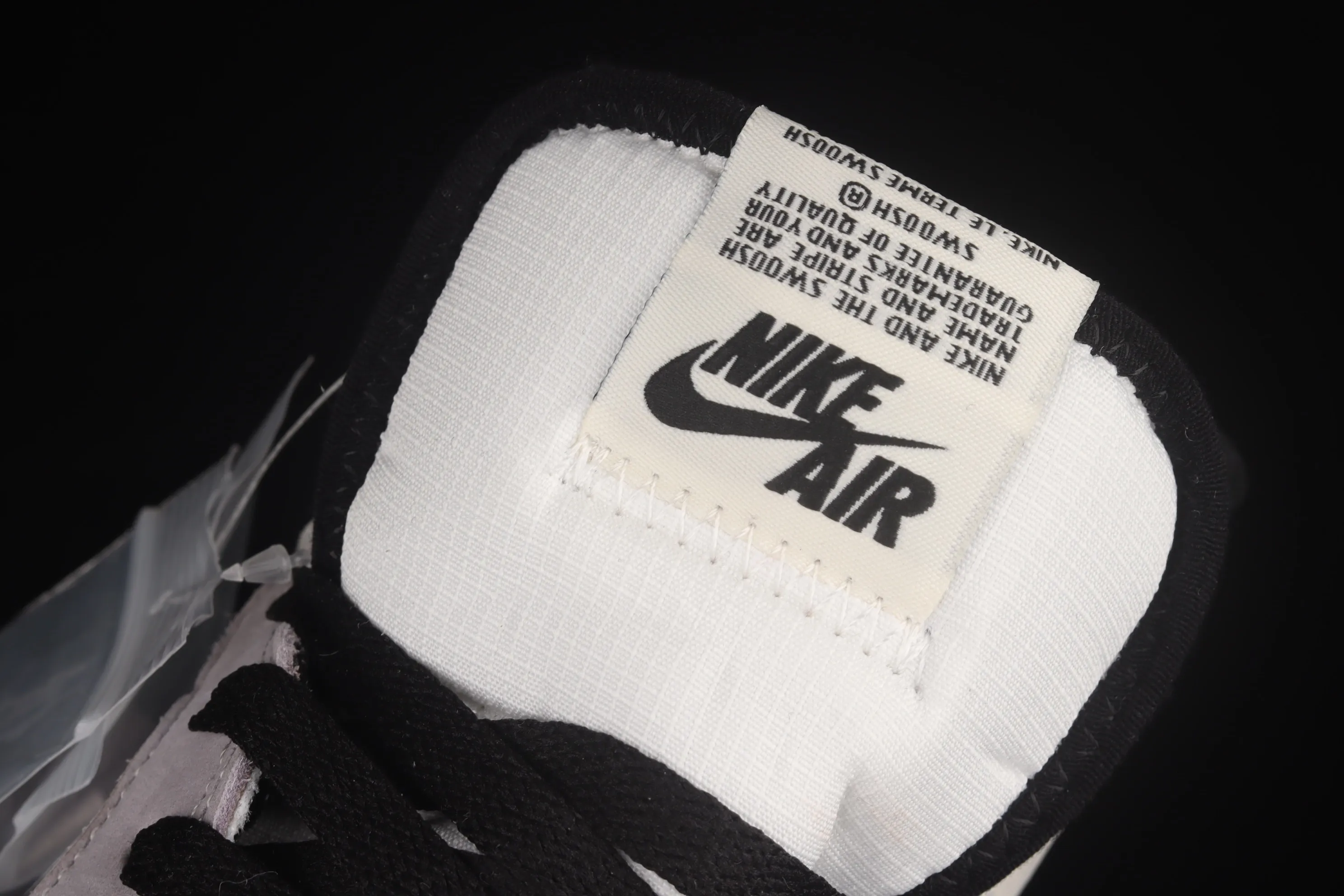 All categories Air Jordan Jordan series basketball shoes Air Jordan 1 High Air Jordan 1 Retro AJ1 Joe 1 premium white gray 3M reflective high-top basketball shoes DB2889-100
